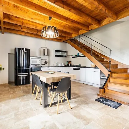 Welcome To Jim House