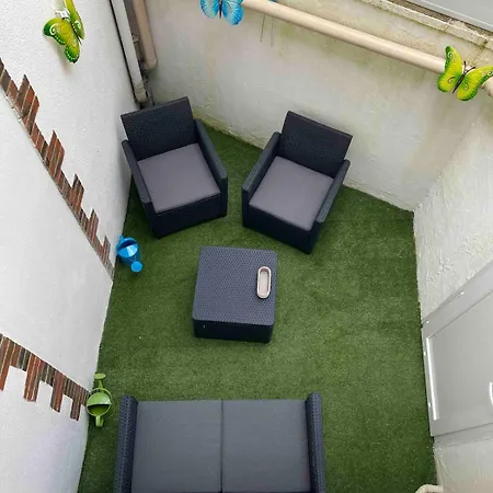 Welcome To Jim House