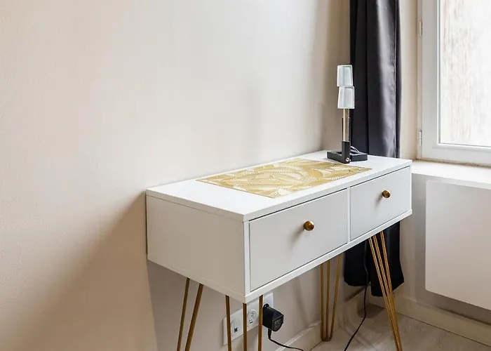 Welcome To Jim House